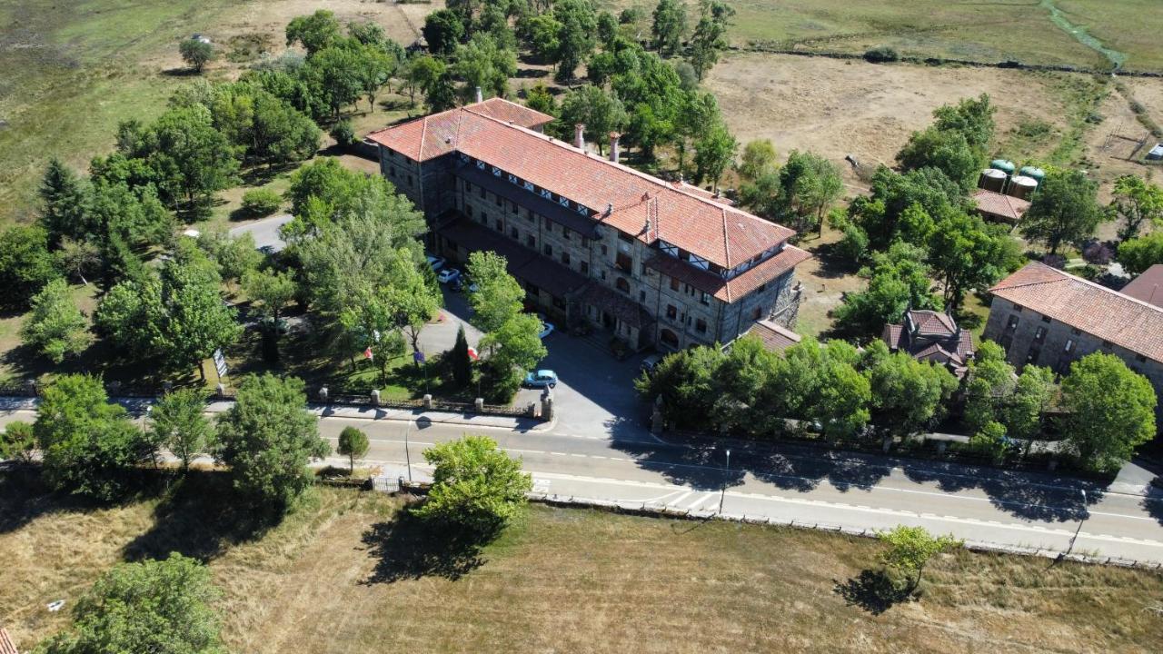 מלון Cabanas de Virtus Balneario De Corconte מראה חיצוני תמונה