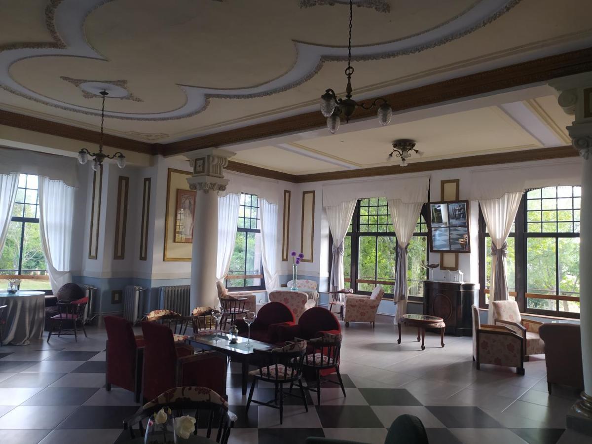 מלון Cabanas de Virtus Balneario De Corconte מראה חיצוני תמונה